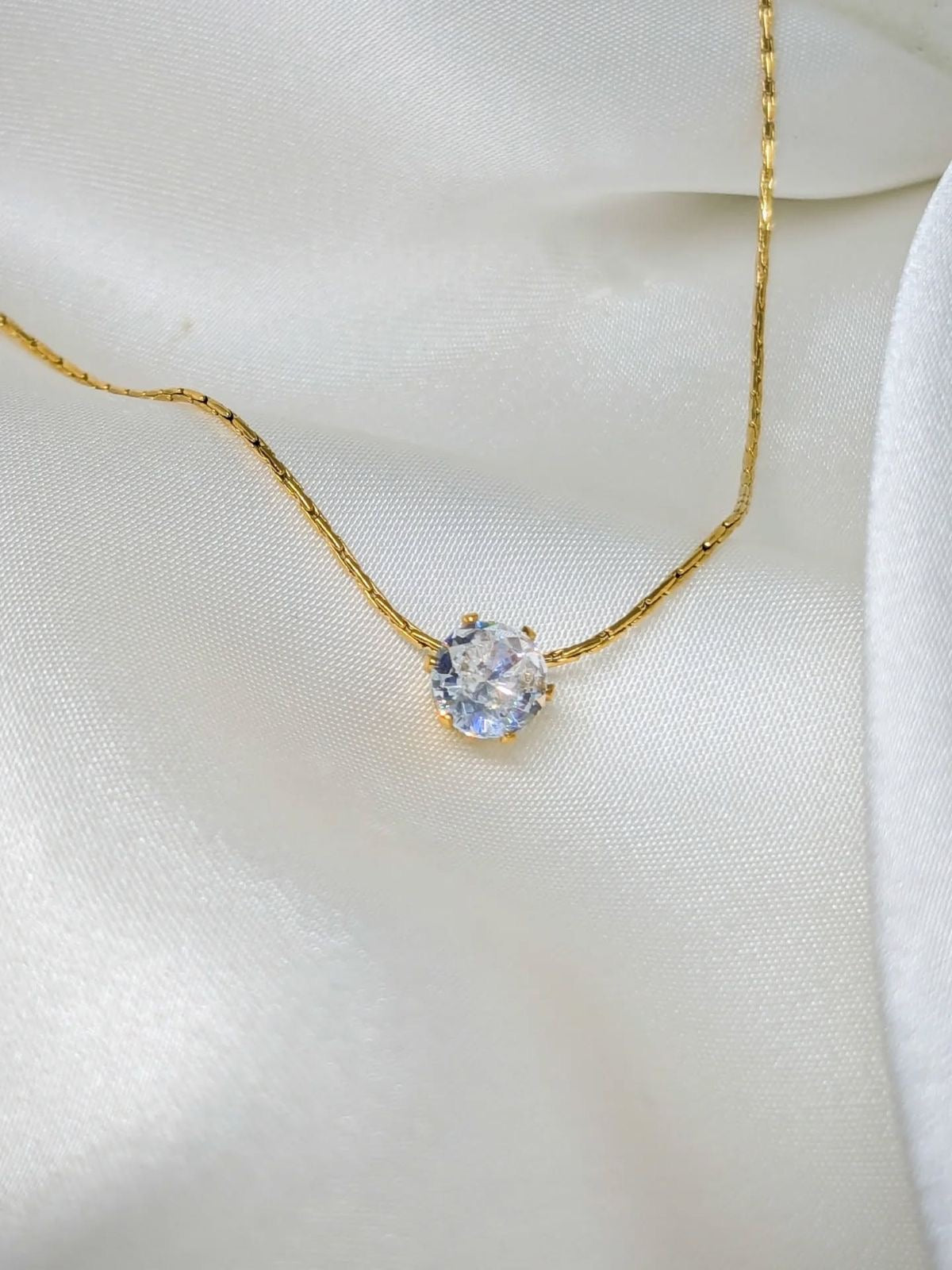 Elegant Diamond Necklace